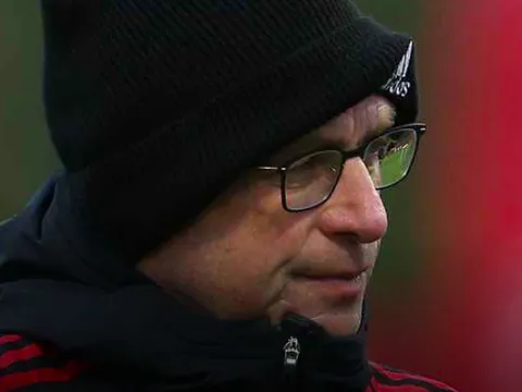 Đội hình M.U đấu Burnley: 2 cái tên trở lại; Tin xấu từ Fred & Telles