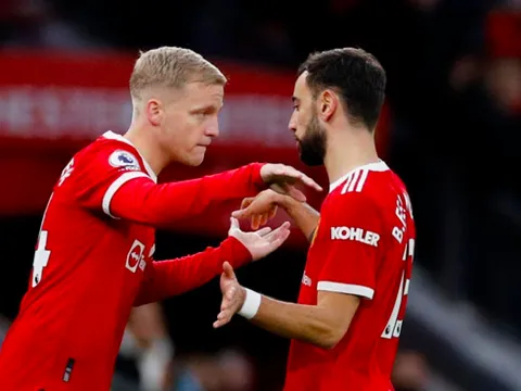 Donny van de Beek đang nghĩ gì trước kỳ chuyển nhượng hè?