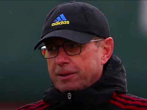 Rangnick xác nhận, cú sốc Cavani tiếp diễn