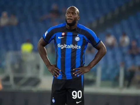 Quyết có bom tấn, Potter biến Lukaku thành 'vật tế thần'