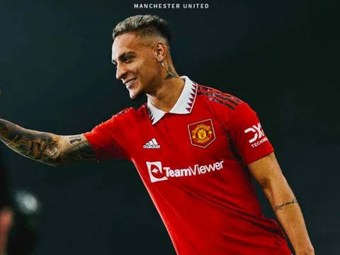 Cựu HLV Hà Lan nêu cái tên 'ngon' hơn Antony