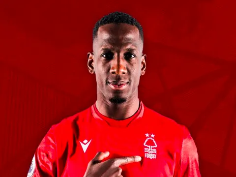 CHÍNH THỨC! Quá điên rồ, Nottingham Forest công bố tân binh thứ 19