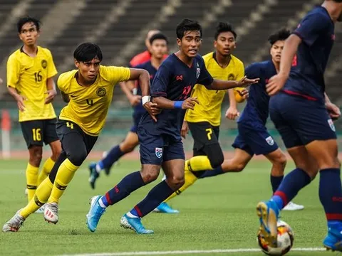 U19 Thái Lan bất ngờ bị loại, HLV trưởng đau đớn thực hiện 1 điều