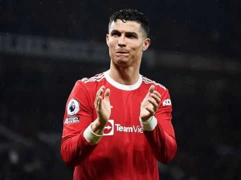 Xác nhận: M.U chốt tương lai Ronaldo gây ngỡ ngàng