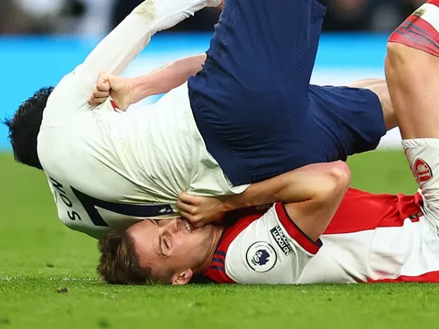 "Cậu ấy sợ hãi trước tốc độ của Son Heung-min"