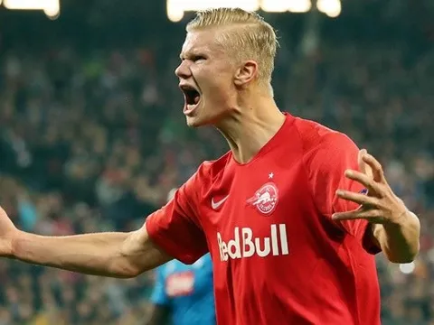 Sếp lớn 'á khẩu', Dortmund còn cơ hội chiêu mộ mục tiêu của Man United?