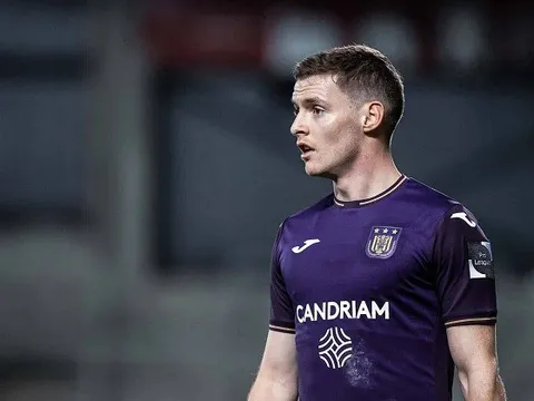 Xác nhận: Man City đón người thay Cucurella, giá 15 triệu euro