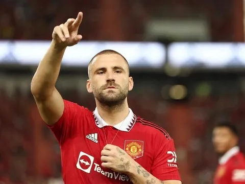 Malacia cập bến, Romano xác nhận tương lai Luke Shaw