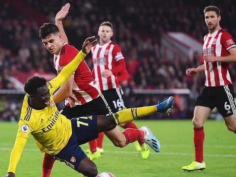 "Chưa bao giờ cần cậu ấy như lúc này" – fan Arsenal 'tấn công' Emery