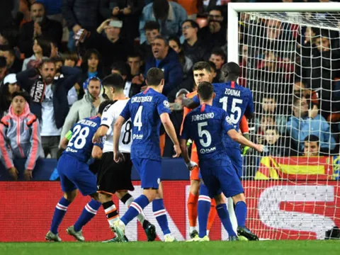 Siêu phẩm chốt hạ, Chelsea hòa nghẹt thở trước Valencia