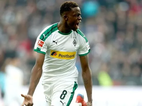 "Siêu thú" toàn diện nổ súng, Man Utd đã thấy được cặp tiền vệ trong mơ