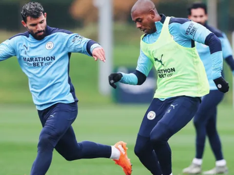 Siêu viện binh xuất hiện, Man City chờ "làm gỏi" Arsenal tại Etihad