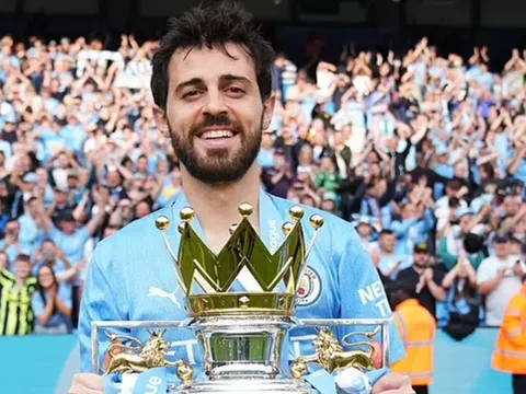 Bernardo Silva 'bật đèn xanh' cho Barca