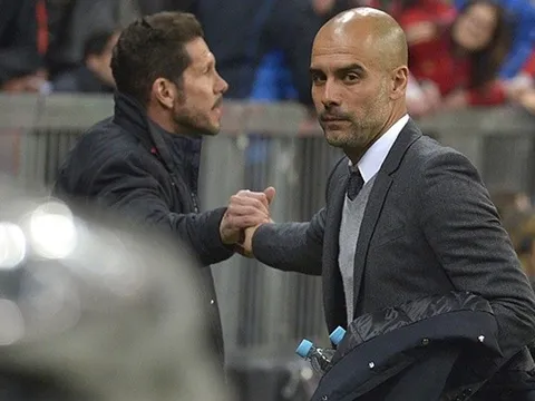 Simeone phản ứng ra sao khi Pep gọi 0-5-5 là sơ đồ thời "tiền sử"?