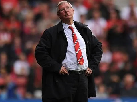 Sir Alex bị xếp thứ 4 trong danh sách HLV vĩ đại nhất Premier League