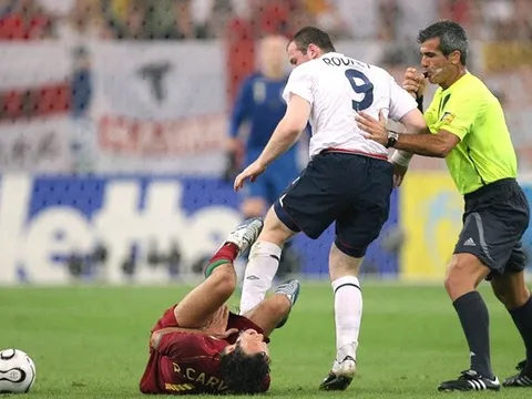 "Alex Ferguson gọi tới và nói: Tôi sẽ giết ông. Ông xong rồi"