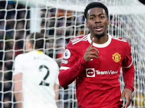 Anthony Elanga: Hành trình từ Thụy Điển đến niềm hy vọng của M.U