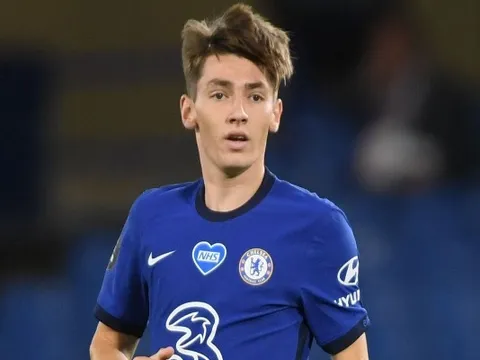 Gerrard làm rõ tin đồn muốn mượn 'ngọc quý' Chelsea