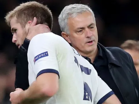 Thay người tạo bước ngoặt ngay phút 29, Mourinho hết lời xin lỗi 'trò cưng'
