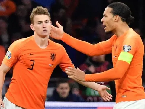 'Van Dijk và De Ligt cũng có thể mắc lỗi như bao người khác'