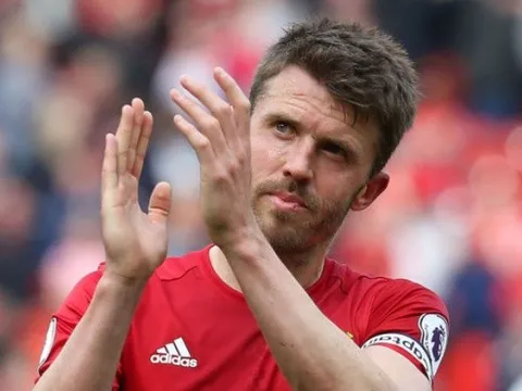 Mục tiêu của Man Utd được khen vượt trội hơn Michael Carrick