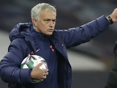 Trò cũ ở Chelsea tiết lộ đặc điểm của Mourinho khi chạm trán đối thủ lớn