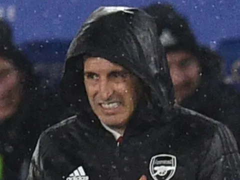 Arsenal thua Leicester, triều đại Emery đến bờ vực sụp đổ