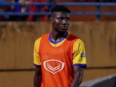 SLNA làm đơn khiếu nại trọng tài sau trận thua CLB Hà Nội