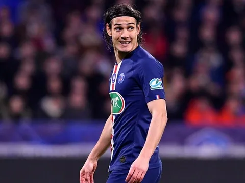 'Việc Man Utd mua cậu ta và trao mức lương đó đã làm tôi tuyệt vọng'