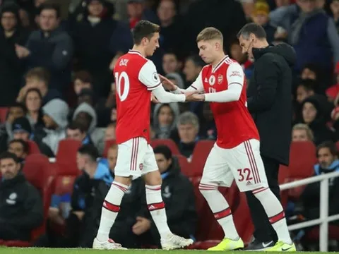 Smith Rowe chọn đồng đội xuất sắc nhất Arsenal