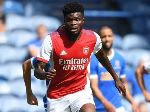 Số phận 5 tiền vệ Arsenal trước mùa giải mới