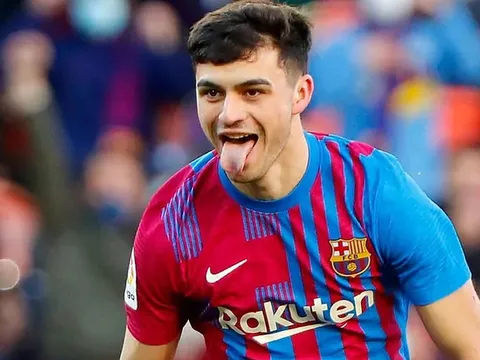 Số phận 7 cái tên thay Iniesta ở Barca: Nỗi thất vọng 140 triệu, Cậu bé vàng sáng chói
