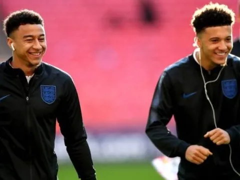 So sánh chỉ số tấn công của Lingard với Sancho mùa 2020/21