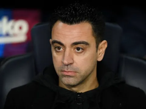 SỐC! Barca không có nổi 25 triệu euro tiền mặt