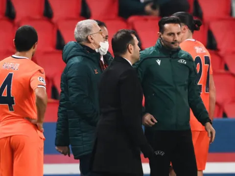 SỐC: Lộ chi tiết đoạn đối thoại giữa các trọng tài ở trận PSG vs Istanbul