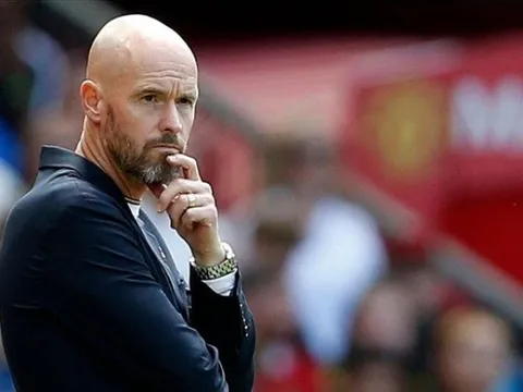 SỐC! Loạt sao M.U 'bật' chiến thuật của Ten Hag ở trận Liverpool