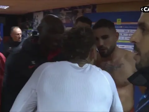 SỐC! Neymar bị cáo buộc chửi bậy, đối thủ lên tiếng dạy dỗ