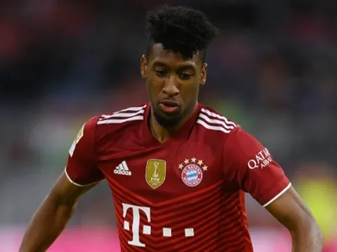SỐC: Sao Bayern lên bàn mổ vì bệnh tim