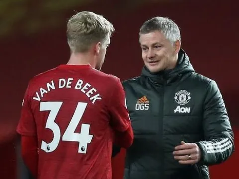 Solskjaer mang đến cho Van de Beek niềm hy vọng mới