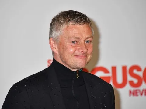 Solskjaer thực hiện 9 thay đổi, đội hình Man Utd đấu Wolves quá lạ lẫm