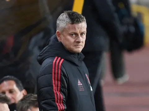 Man Utd ra giá 45 triệu mua trung vệ, đối tác hét 80 triệu