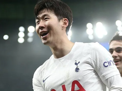 Son Heung-min giành Quả bóng Vàng châu Á 5 lần liên tiếp