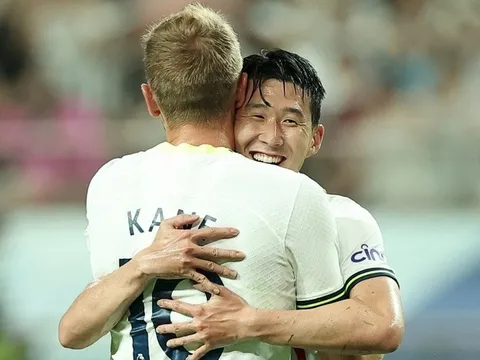 Son Heung-min lập cú đúp trong trận thắng 6-3 của Tottenham