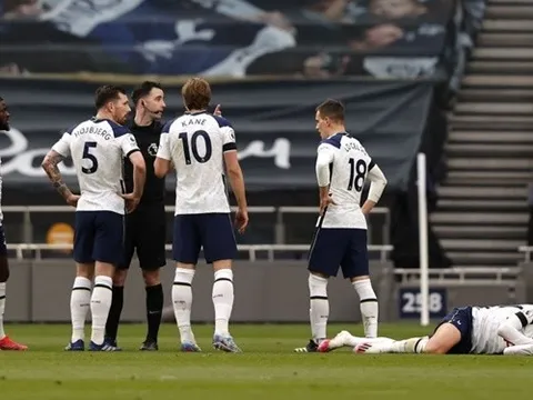 “Son Heung-min thường ăn vạ khi bị bố phạt”