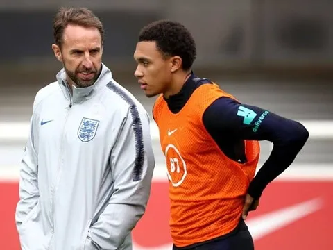 Alexander-Arnold chính là sự lựa chọn tốt nhất của tuyển Anh