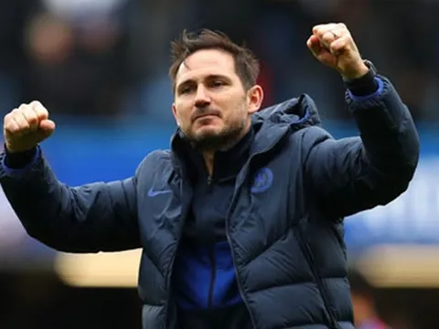 Frank Lampard tái xuất Premier League