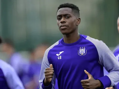 Hoàn tất kiểm tra y tế, Arsenal chuẩn bị đón tân binh thứ 2