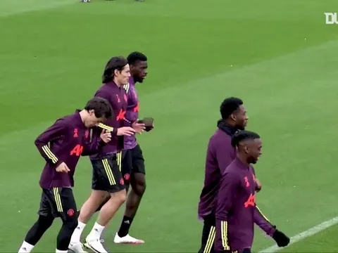 XONG! Tân binh "đẳng cấp nhất" xác nhận, coi như ra mắt Man Utd