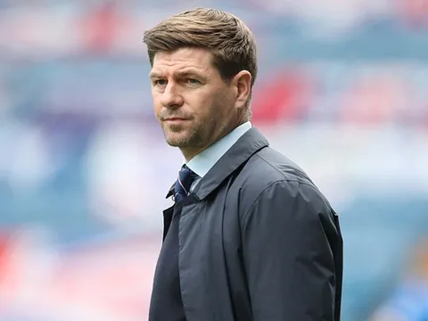 Steven Gerrard xác nhận tương lai sao Man Utd