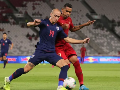 Sự tương phản thú vị của hàng thủ ĐT Việt Nam và Thái Lan